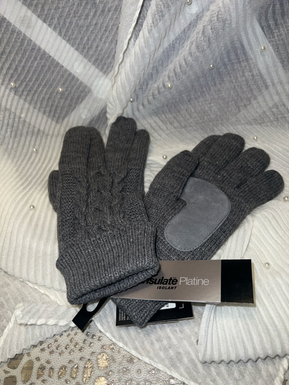 Women’s Gray Knit Gloves with Grip Patch
